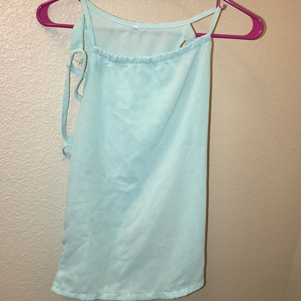 Cute top with open back - Size S